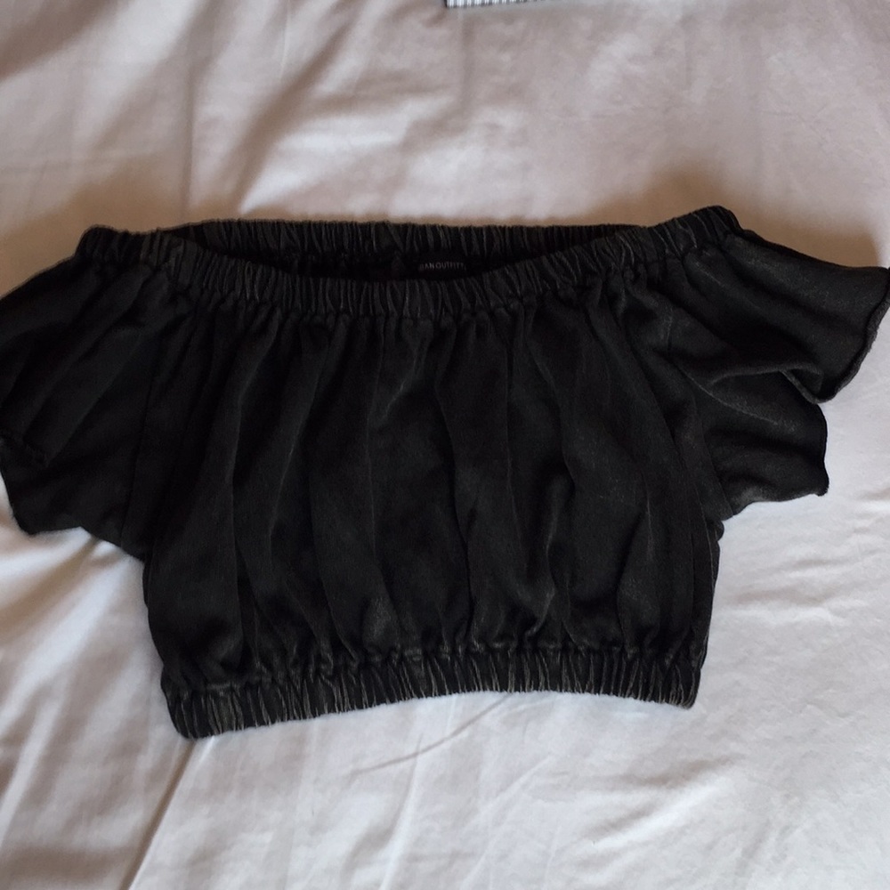 Urban outfitters crop top